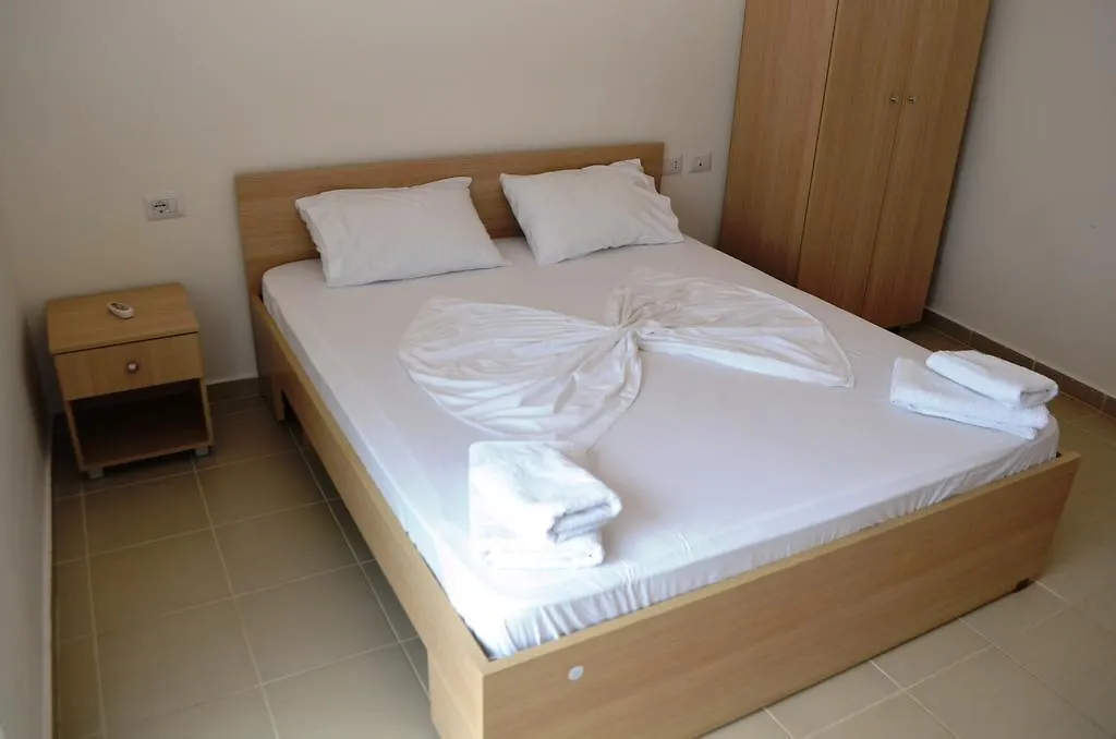 Elite 2 Kosta Hotel Dhermi Guest house